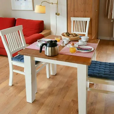 4 Near Seabeach Lägenhet Goehren (Ruegen)