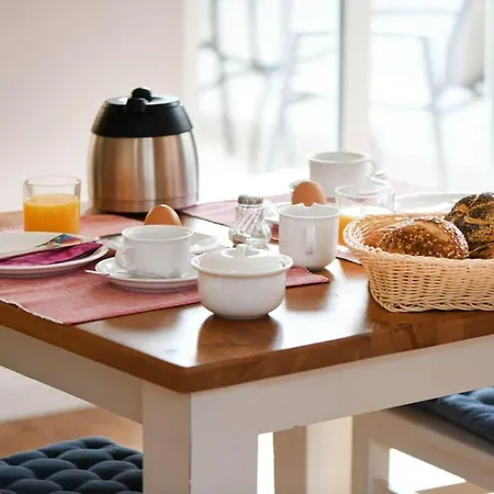 4 Near Seabeach * Goehren (Ruegen)